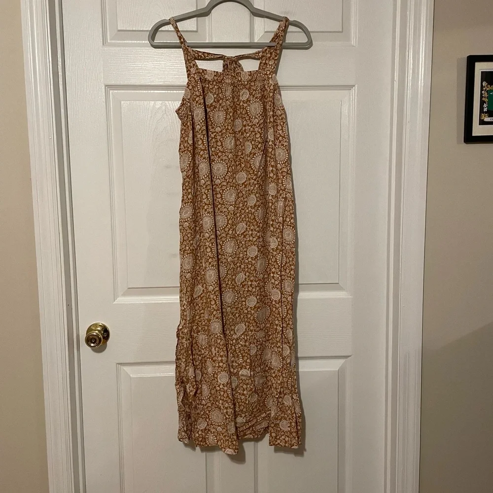 Old Navy Floral Maxi Dress with Square Tie Back - Picture 1 of 7
